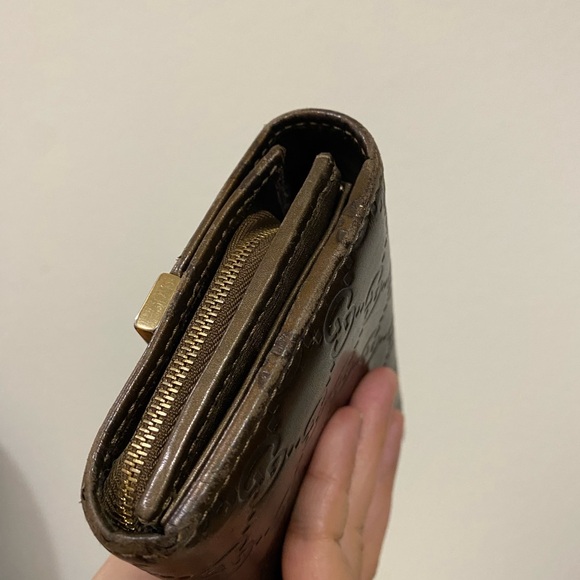 Gucci Brown Wallet with Gold Accent - Picture 7 of 13